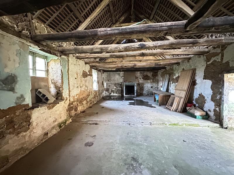 Maison ancienne - 140 m² - 3 pièces