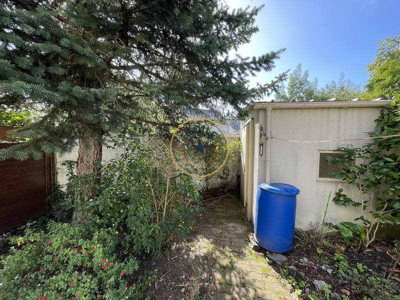 Maison - 94 m² - 5 pièces