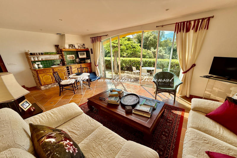 Villa - 184 m² - 7 pièces