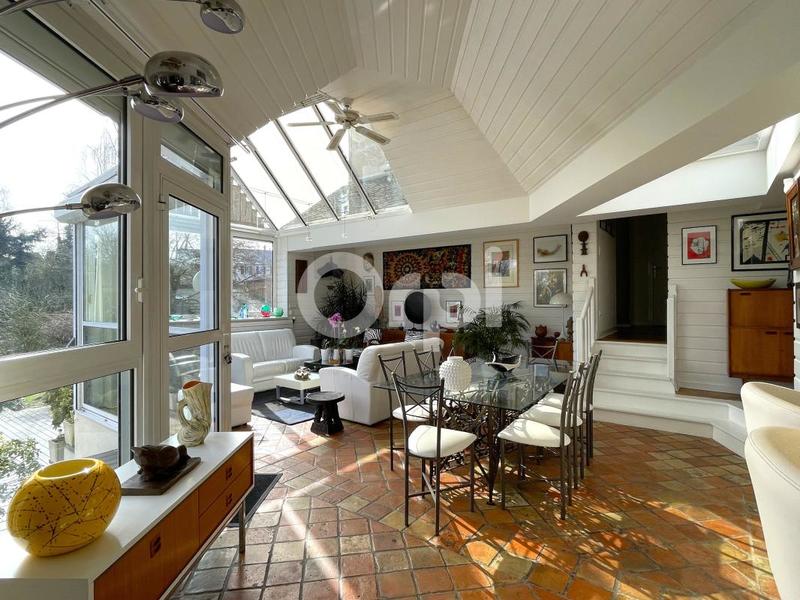 Maison - 162 m² - 5 pièces