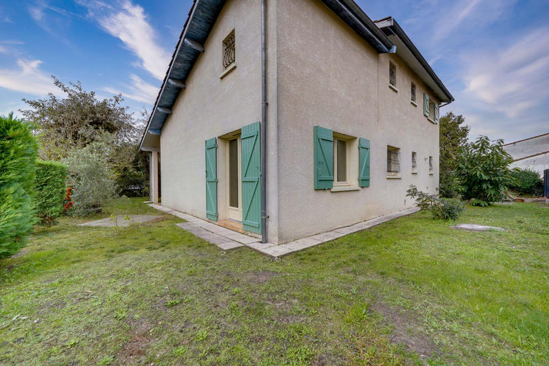 Maison - 121 m² - 5 pièces