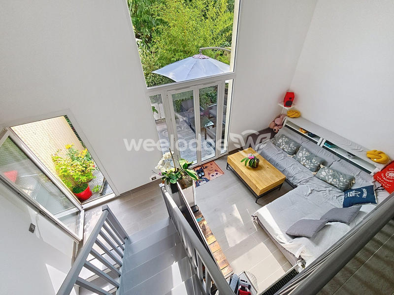 Maison - 95 m² - 5 pièces