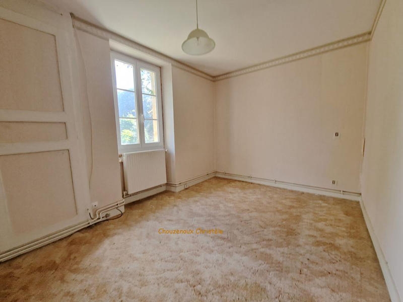 Maison - 180 m² - 7 pièces