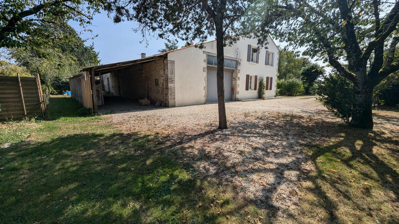 Maison - 178 m² - 8 pièces