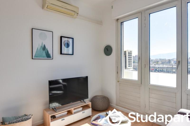 Chambre - 12 m² - 1 pièce