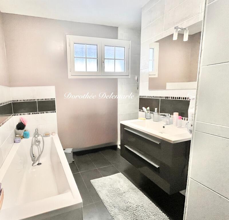 Maison - 138 m² - 5 pièces