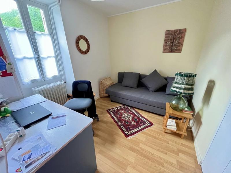 Maison - 151 m² - 8 pièces