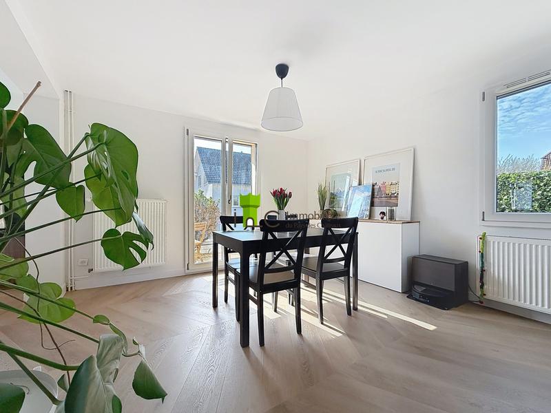 Maison - 92 m² - 4 pièces