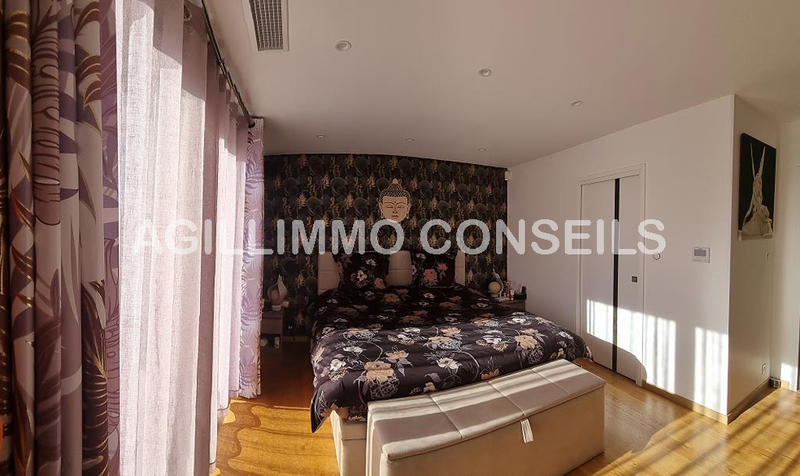 Villa - 150 m² - 5 pièces