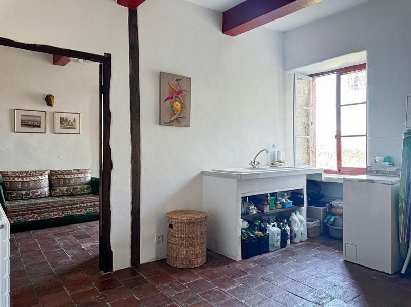 Maison - 253 m² - 13 pièces