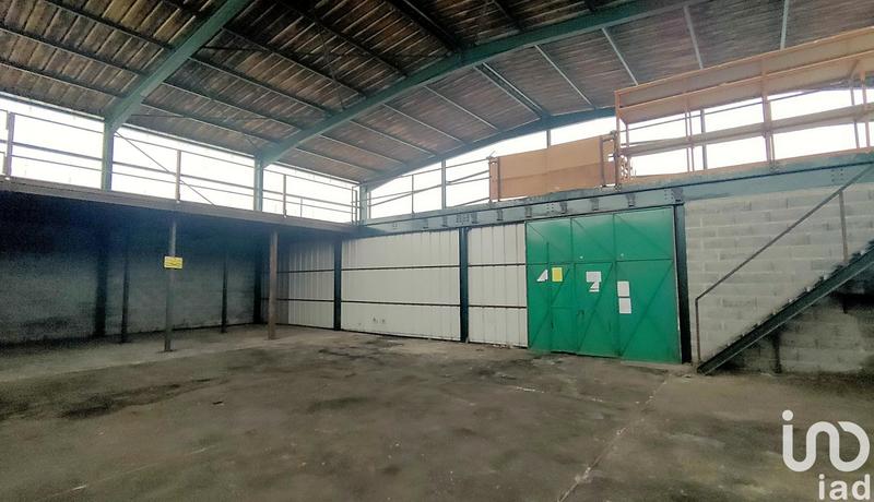 Local commercial - 1 724 m²