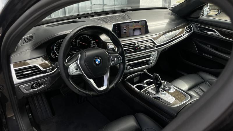 Bmw 740 740dA xDrive 320ch Exclusive