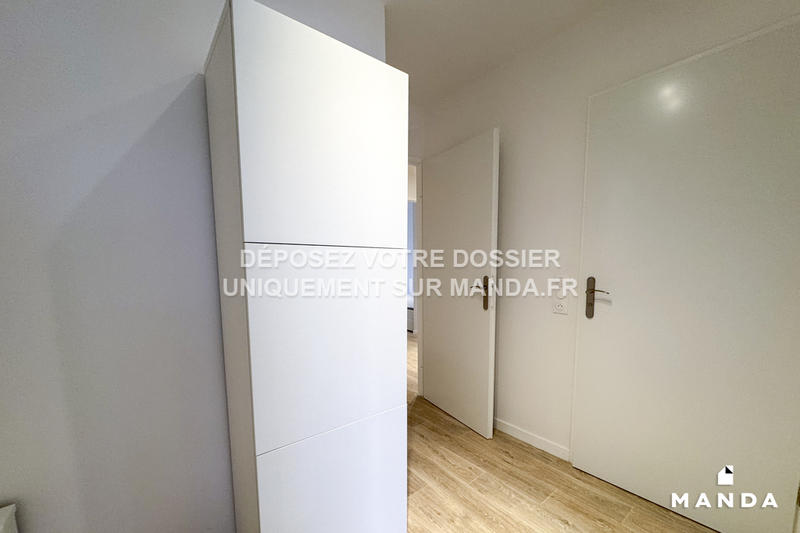 Chambre - 10 m² - 4 pièces