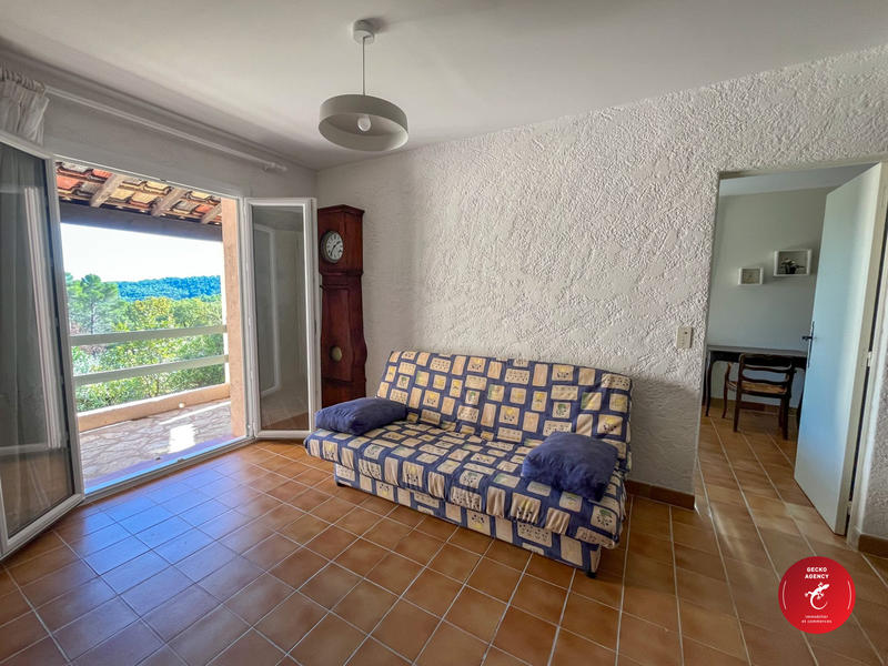 Villa - 96 m² - 5 pièces