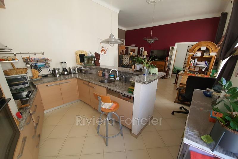 Appartement - 80 m² - 3 pièces