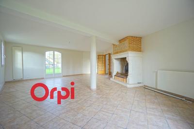 Maison - 248 m² - 5 pièces