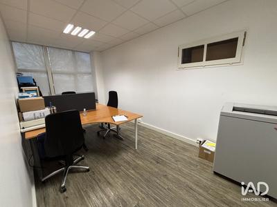 Local commercial - 566 m²