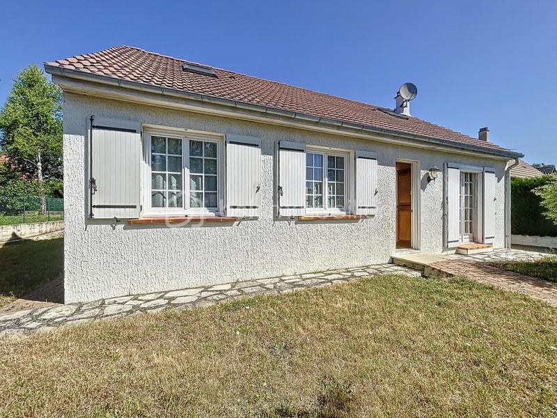 Maison - 99 m² - 5 pièces