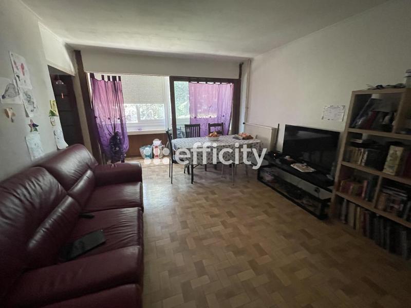 Appartement - 74 m² - 5 pièces