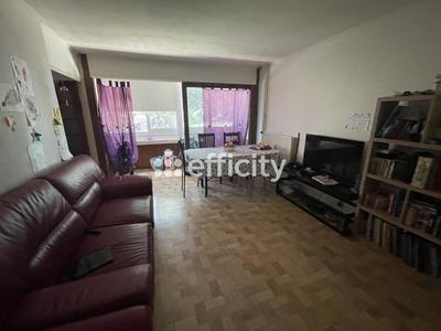 Appartement - 74 m² - 5 pièces