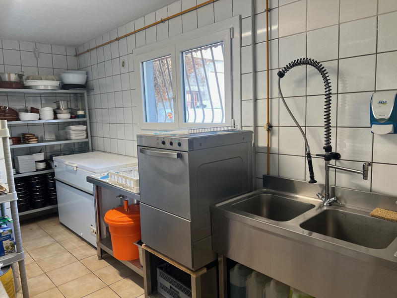 Local d'activités - 120 m²