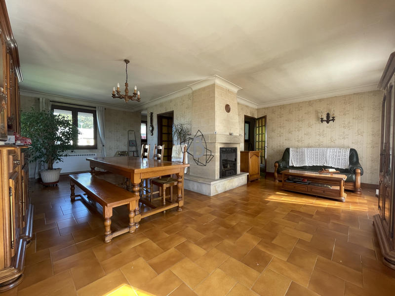 Maison - 159 m² - 7 pièces