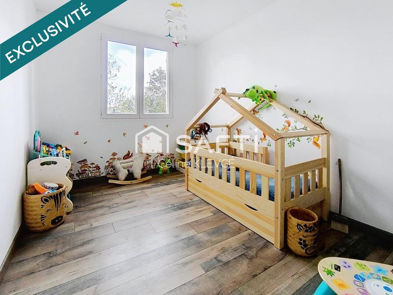 Maison - 90 m² - 5 pièces