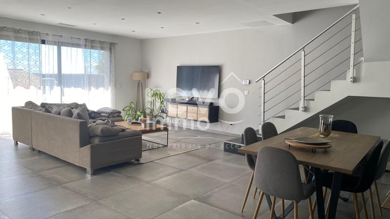 Villa - 214 m² - 7 pièces