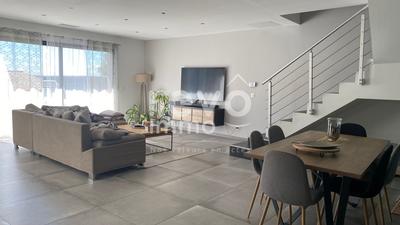 Villa - 214 m² - 7 pièces