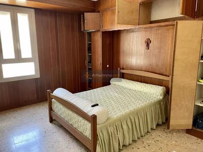 Maison - 154 m² - 8 pièces