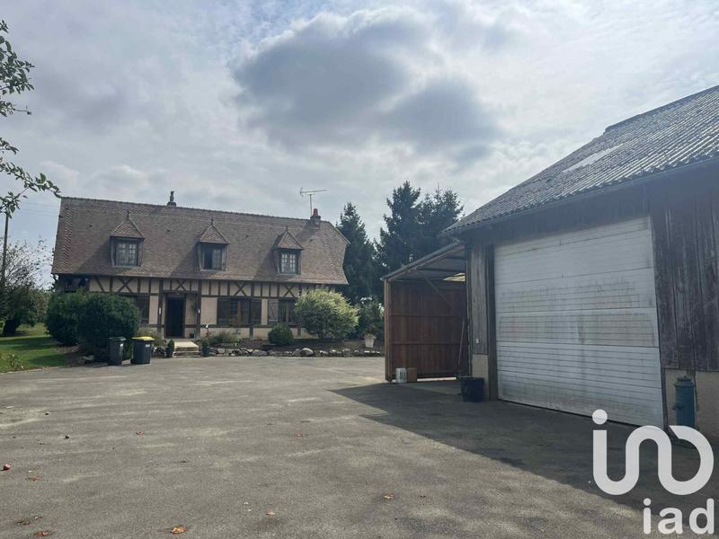 Maison - 214 m² - 4 pièces