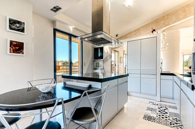 Appartement - 121 m² - 3 pièces