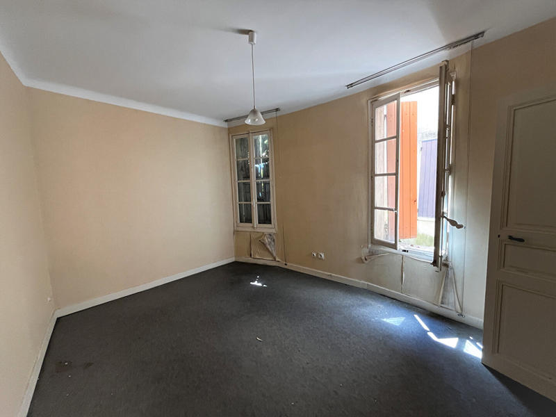 Immeuble - 230 m² - 15 pièces