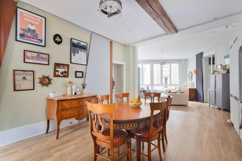 Appartement - 95 m² - 4 pièces