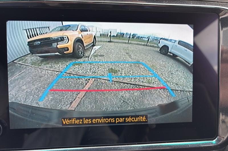 Toyota Hilux X-Tra d-4d 204 Bva Invinc