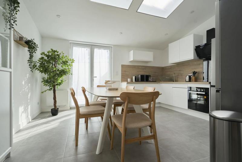 Maison - 103 m² - 6 pièces