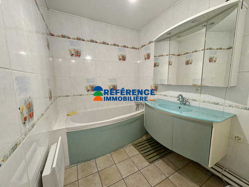 Appartement - 70 m² - 3 pièces