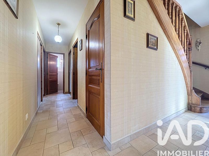 Maison - 210 m² - 10 pièces