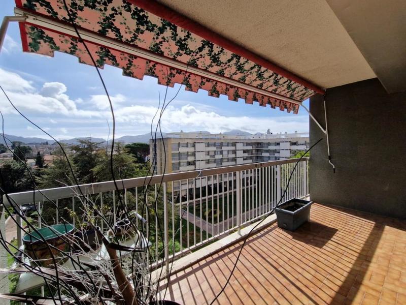 Appartement - 96 m² - 4 pièces