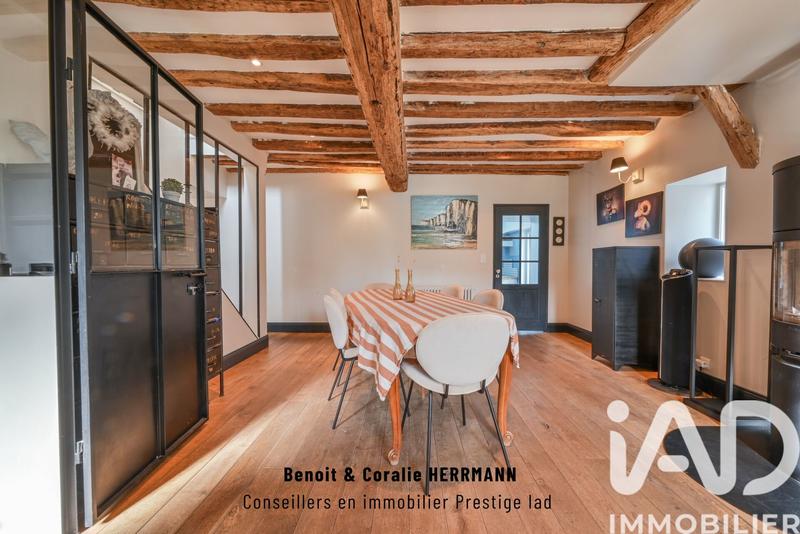 Maison - 208 m² - 7 pièces