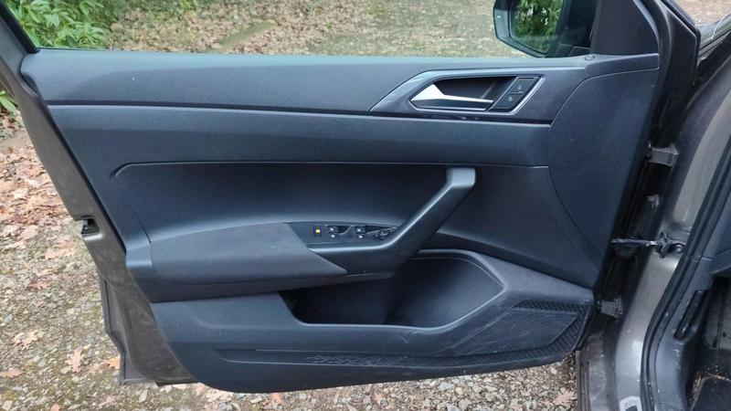 Volkswagen Polo VI 1.0 80 Lounge