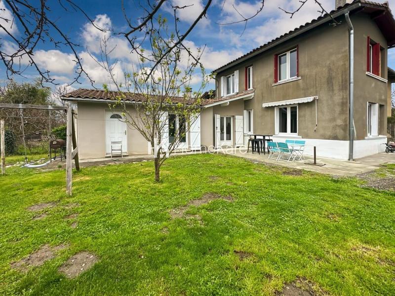 Maison - 130 m² - 4 pièces