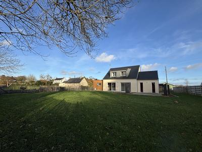 Maison - 110 m² - 5 pièces