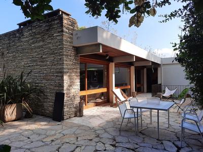 Maison traditionnelle - 286 m² - 14 pièces