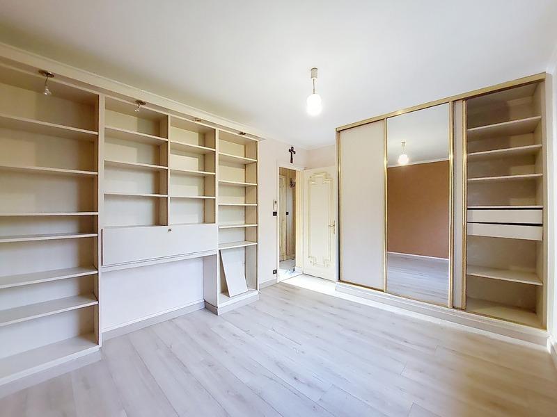 Maison - 175 m² - 7 pièces