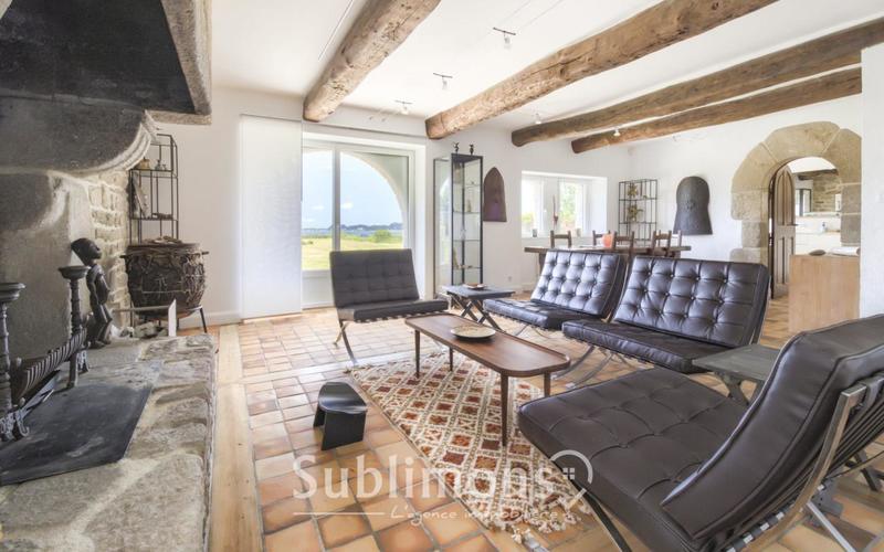 Maison en pierre - 139 m² - 6 pièces