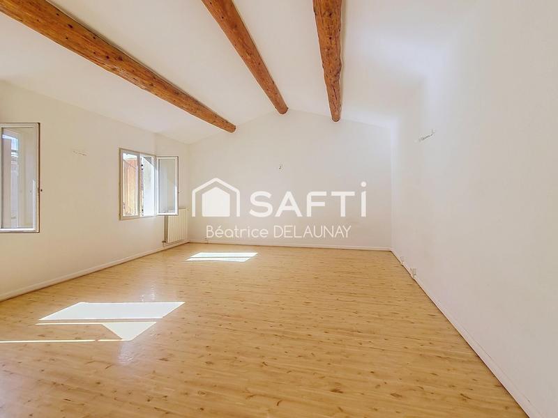 Maison - 219 m² - 8 pièces