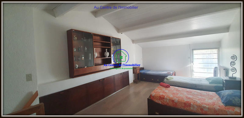 Maison - 344 m² - 11 pièces