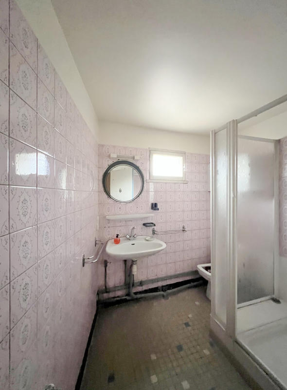 Maison - 182 m² - 7 pièces