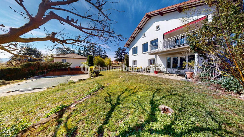 Maison - 148 m² - 5 pièces